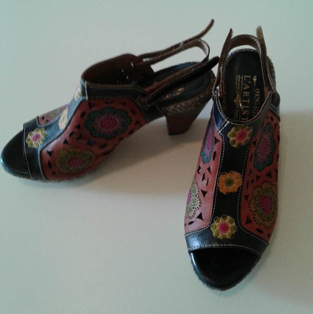 🌺PRICE DROP🌺 NEW L' Artiste Spring Step Wedge Mules/Sandals - Picture 2 of 10